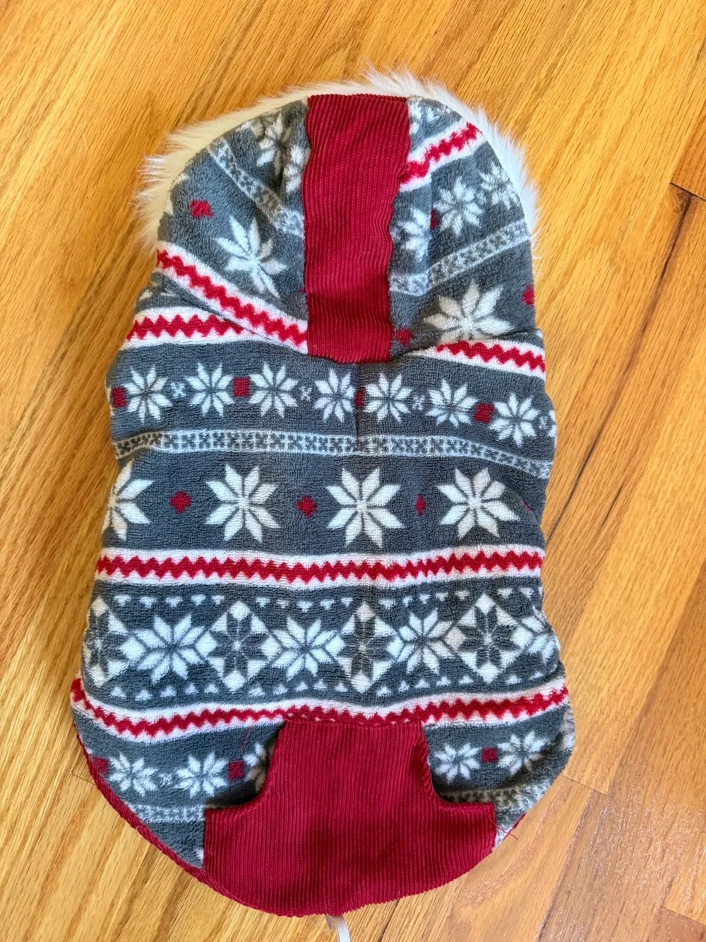 Vibrant Life Dog Sweater / Coat – Gray, Red & White – Size Small
